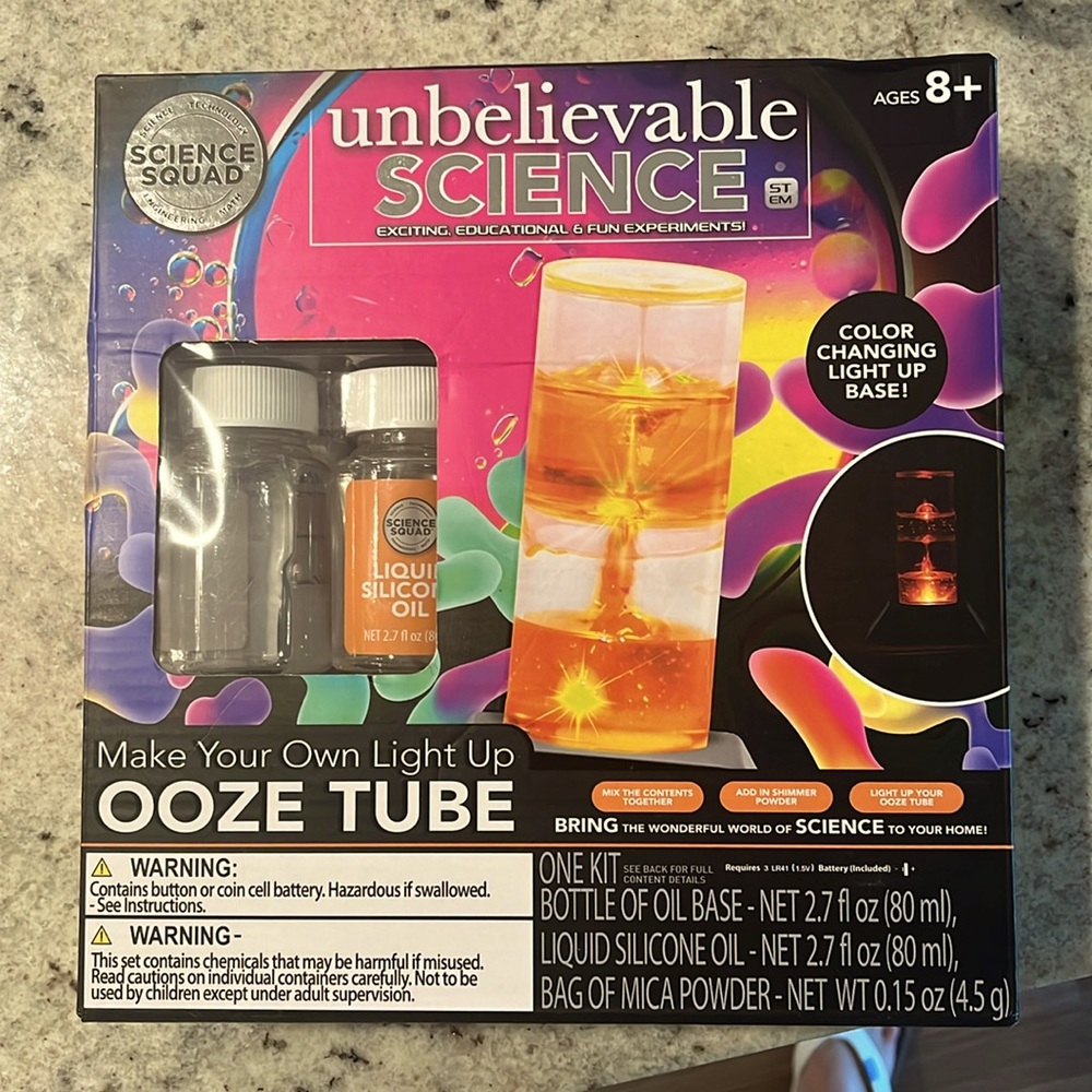 Science Squad Make Your Own Light Up Ooze Tube kit. New.
